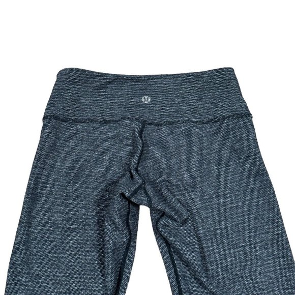 Lululemon Wunder Under Crop Leggings Knit Striped Dark Gray Size 4 [20'' inseam] - Picture 2 of 5